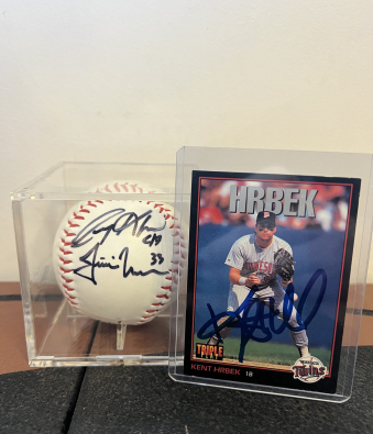 Autographed Baseball Card & Baseball